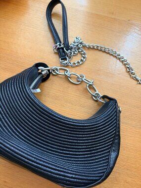 Mint Velvet Edgy Bag Black